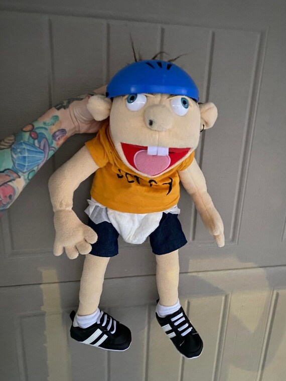 JEFFY PUPPET Super Mario Logan SML 21 No Diaper or Pencil Etsy