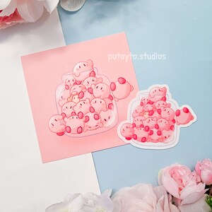 Vaso Poyo rotondo rosa / Adesivo in vinile trasparente carino e set di stampe artistiche / Arte da parete/scrivania / Cartolina opaca / Adesivo fustellato resistente all'acqua/UV
