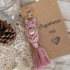 Llavero de macramé, regalo para maestra, tarjeta, cuenta de madera, llavero con cuenta, maestra con corazón
