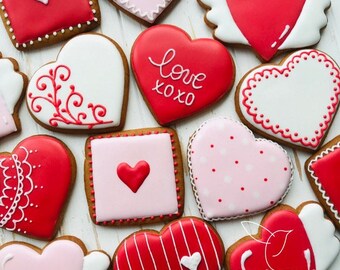 Valentine's Decorated Cookies, Valentines Individual Cookies, Valentines Gift, Custom Cookies, Party Favors, Heart Cookies, Love Cookies