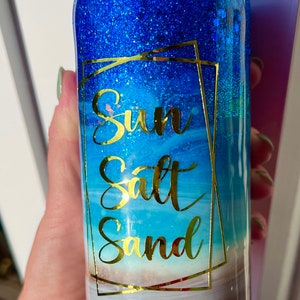 Glitter beach scene