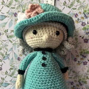 Queen Elizabeth Crochet Doll
