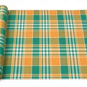 Tela 100% algodón con estampado a cuadros Madras, tejido nacional de Montserrat, para confección de ropa y decoración de eventos nacionales y culturales. imagen 6