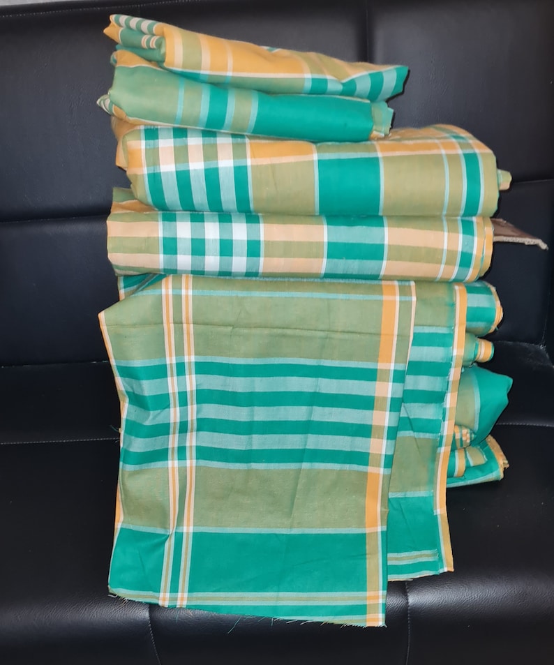 Tela 100% algodón con estampado a cuadros Madras, tejido nacional de Montserrat, para confección de ropa y decoración de eventos nacionales y culturales. imagen 5