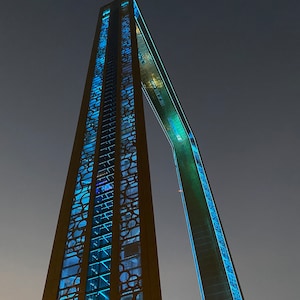 The Dubai Frame
