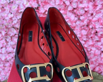 Carolina Herrera flats