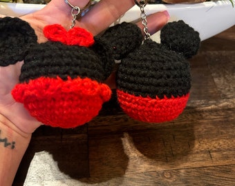 Mickey & Minnie Keychain - Handmade - Crocheted keychain *Made to Order*