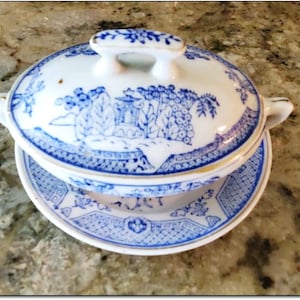 Vintage 1950s Occupied Japan Blue Willow Child’s Tea Set – 4 Pieces: Little Plate, Casserole with Lid and Mini-Teacup. 20 Dollars. OPDC-0181