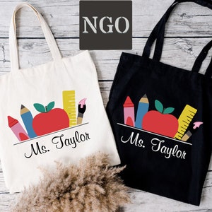 Custom Teacher Tote Bag,Teacher Gifts,Personalized Kindergarten Teacher Tote Bag With Name,School Teacher Tote Bag,Teacher Appreciation Gift