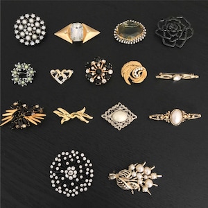 Vintage Jewellery Crystal Rhinestone Pearl Brooches