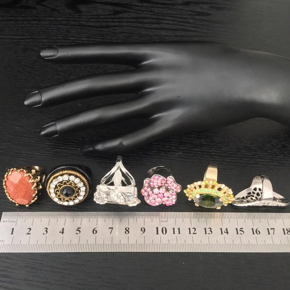 Statement Rings, Facetted Gold Stone, Peridot Gre… - image 4