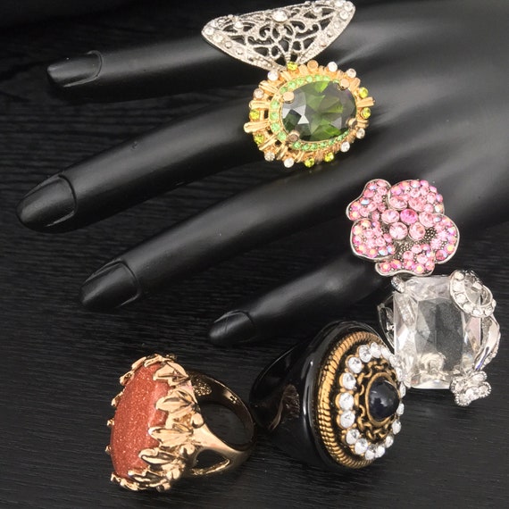 Statement Rings, Facetted Gold Stone, Peridot Gre… - image 2