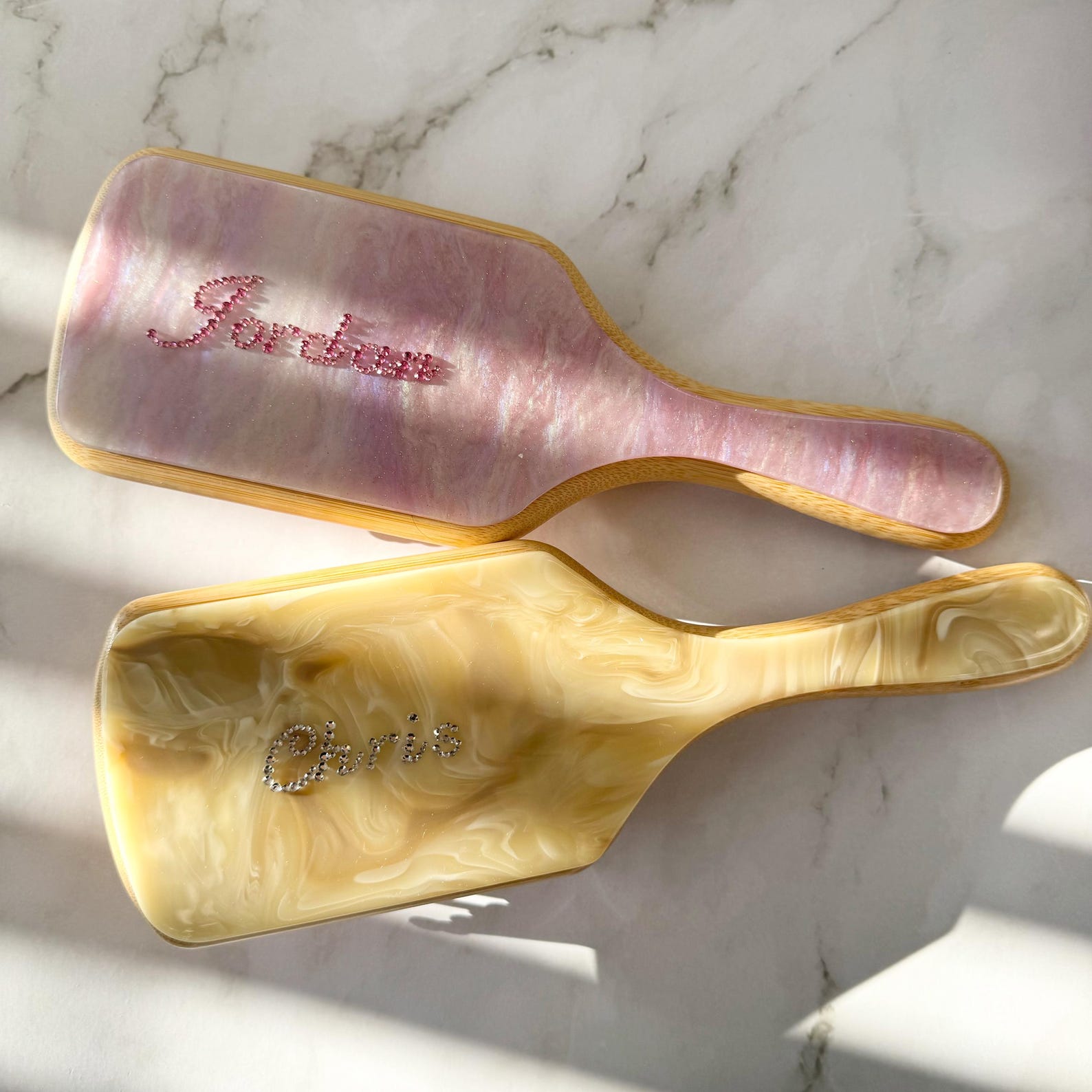 Brosse à Cheveux Personnalisée Strass thumbnail 2