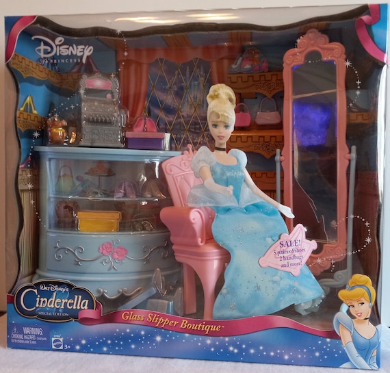 Disney's Cinderella Glass Slipper Boutique by Mattel G7986, Never