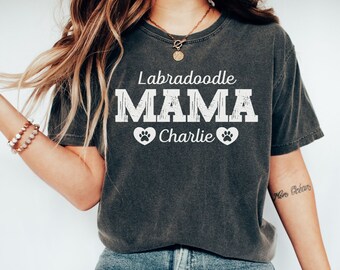 Custom Labradoodle Shirt, Labradoodle Mom Shirt, Labradoodle Gift, Dog Lover Shirt, Gift for Dog Owner, Dog Mama T shirt, Labradoodle Tshirt