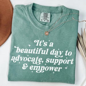 Social Worker Shirt, School Social Worker Gift for LSW MSW LMSW Lcsw, Comfort Colors Social Work Shirt, Social Worker Grad Gift for Women