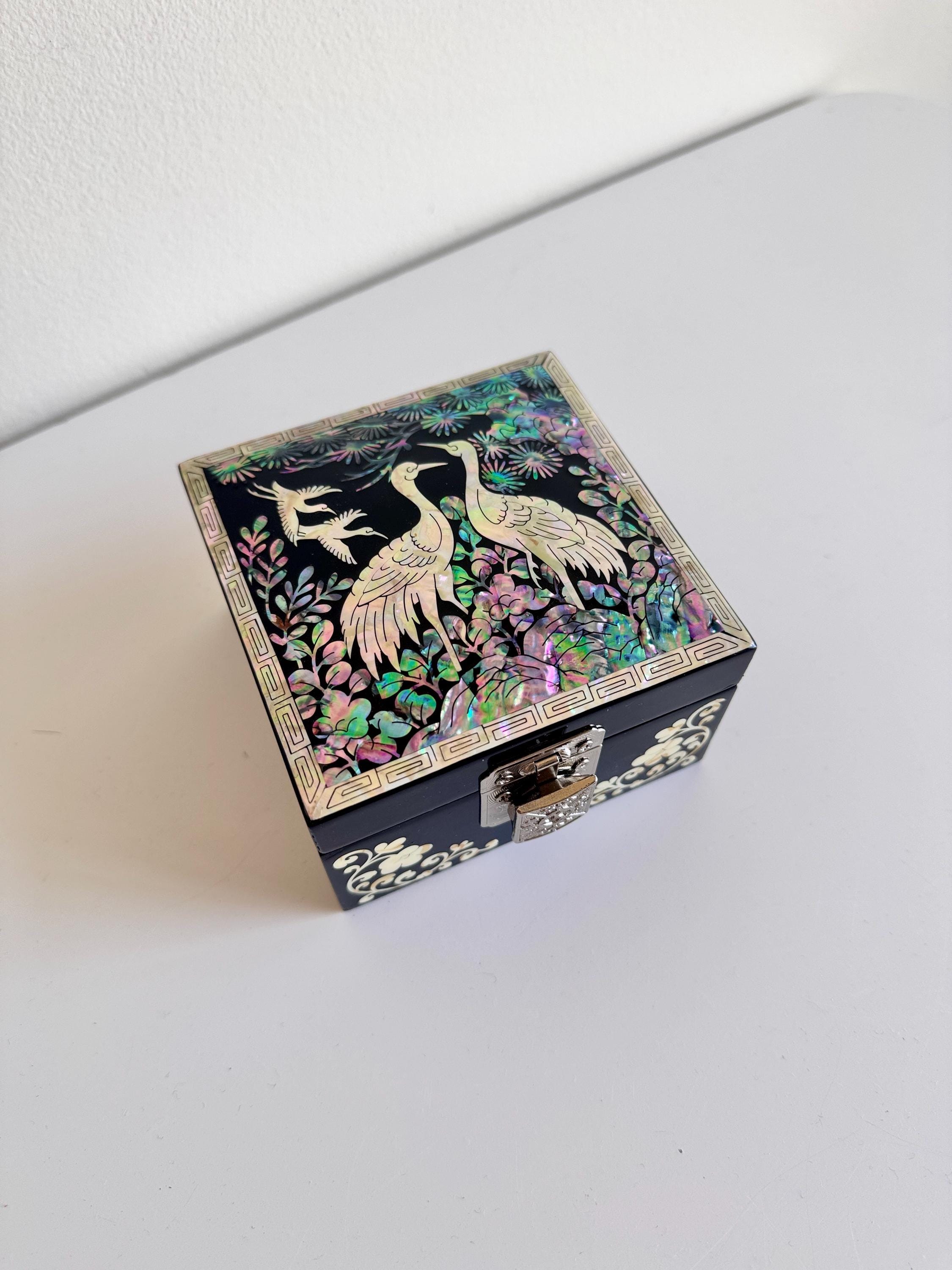 Black Lacquer Jagae Jewelry Box: Korean Mother of Pearl Inlay - Etsy