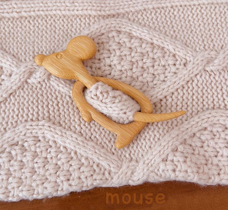 Wooden Shawl Pin, Scarf Brooch, Wood Brooch, Sweaters Brooch, Wood Scarf Pin, Valentine gift, Women Gift, Eco friendly Accessory, Animal pin mouse