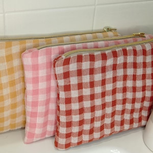 trousse plate matelassée double gaze de coton /pochette plate multifonctions/ trousse de voyage/ trousse de toilette