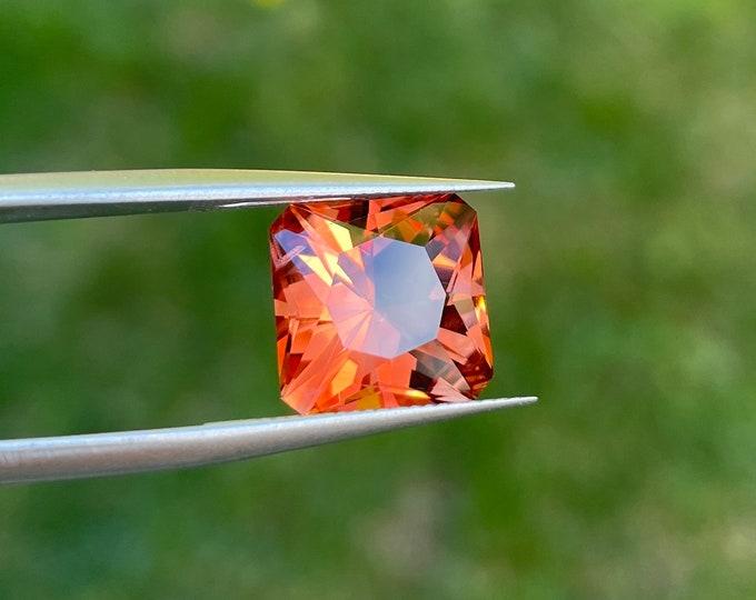 Featured listing image: Oregon Sunstone - Red with Schiller - 6.55 ct