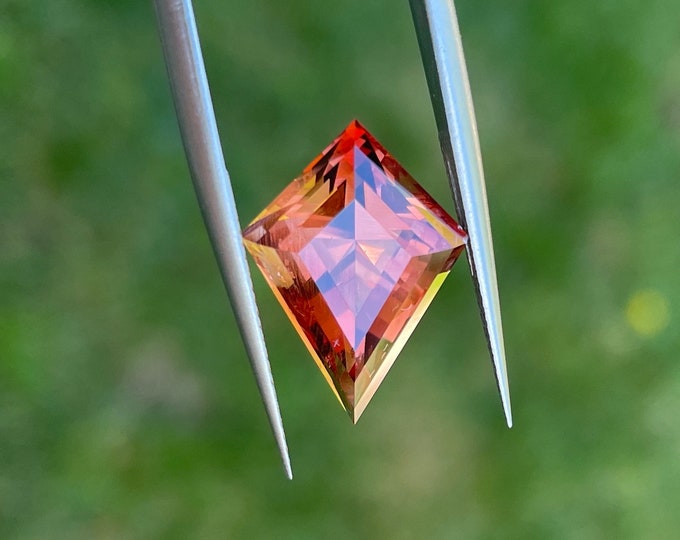 Featured listing image: Oregon Sunstone - Red with Schiller - 6.14 ct