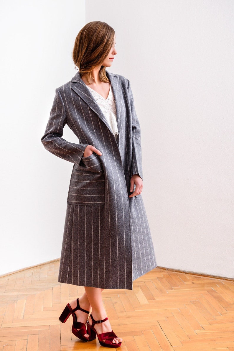Double-breasted wool coat image 1