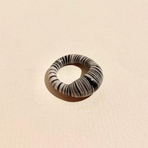 Zebra Pattern Ring Made of Borosilicate Glass