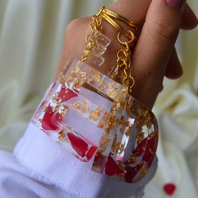 Personalized Flowers Letter Keychain Floral Initial Keyring Etsy