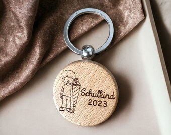 Wooden keychain | Schoolchild keychain | Back-to-school gift | Personalized gift | Back-to-school idea