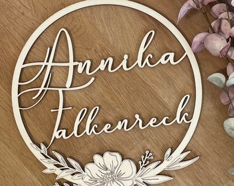 Türschild mit Blumenkranz I Dekoschild I Schild zur Einweihung I Einzug I Hochzeit I Geburtstagsgeschenk I Familiennamensschild