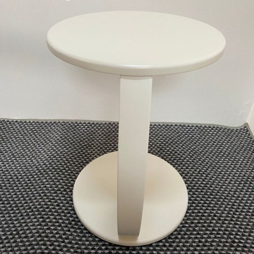 C Shape Side/End Tables,Laptop Stand,Couch Table,Sofa Table,Wallnut shops table,Livingroom Table,Housewarming Gift,Modern Round C Shape Side table