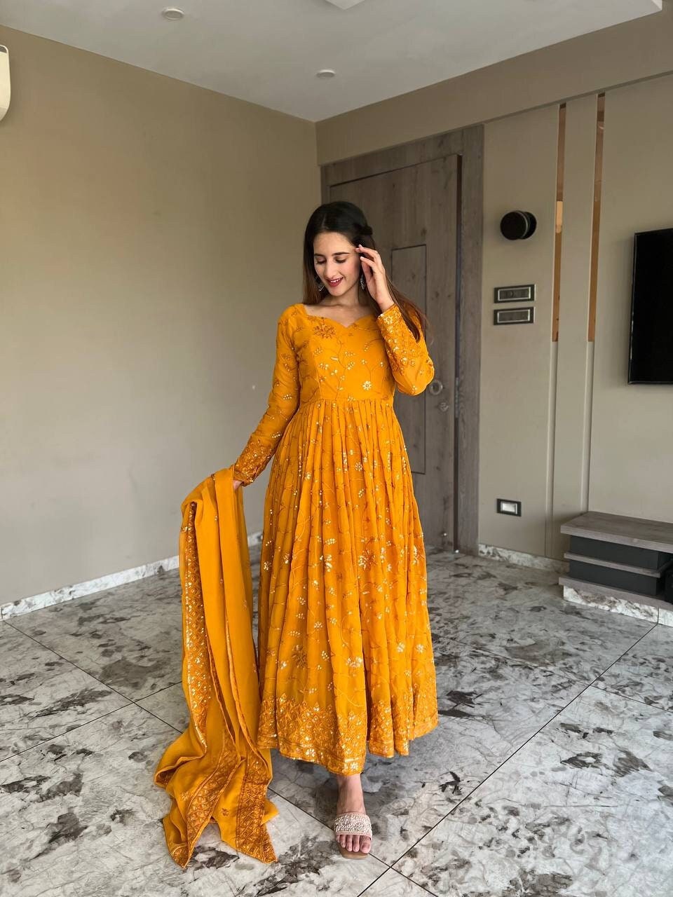 Lakhnavi anarkali dress top