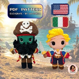 Può includere: Due bambole all'uncinetto che rappresentano pirati, una con faccia verde, barba nera e cappello da pirata marrone con teschio, l'altra con capelli biondi e giacca blu e rossa. Entrambe tengono piccole spade grigie. Include toppe con bandiere USA e Italia.