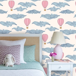 Hot Air Balloons Wallpaper: Nursery Peel and Stick Mural
