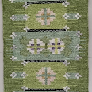 Handwoven Green Kilim Rug: Scandinavian Floral Design, 6x9 Wool Rug