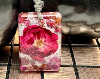 Red Ruby Rose Flower White Agate Necklace, Rectangle Pendant, Dried Flowers