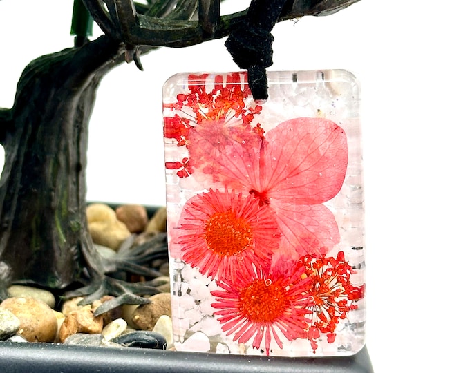 Real Flowers Necklace White Agate Necklace Pink Hydrangea Aster Flowers Queen Annes Lace Pressed Flowers Healing Crystal Necklace