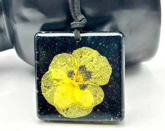 Yellow Flower Resin Pendant Necklace Black Crushed Glass Faux Leather Cord