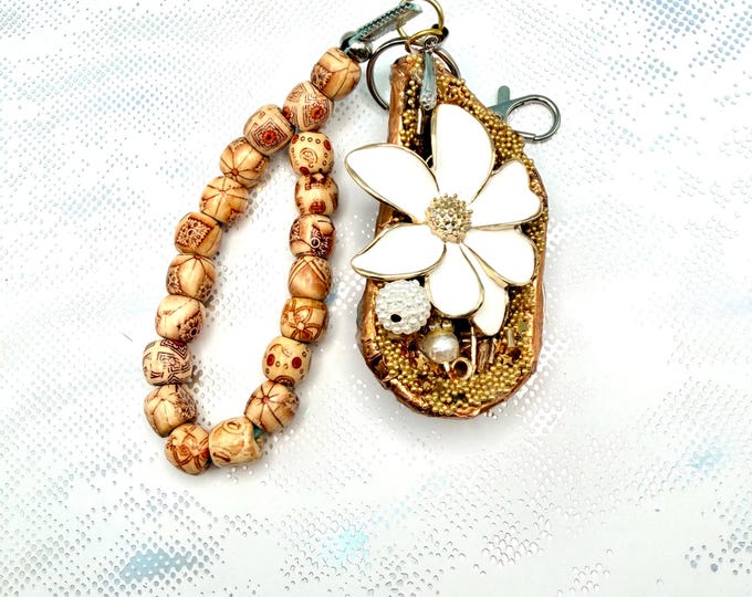 Mussel Shell Keychain Gold and White Jewelled Handcrafted Wooden Beadwork