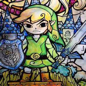 Puede incluir: Una ilustraci&oacute;n de vitral de Link de la serie de videojuegos The Legend of Zelda. Link est&aacute; representado con su t&uacute;nica y gorro verdes, sosteniendo una espada y un escudo. El fondo presenta un castillo y otros elementos de fantas&iacute;a.
