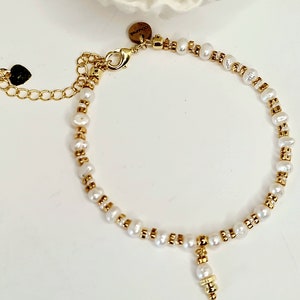 cultured pearl bracelet