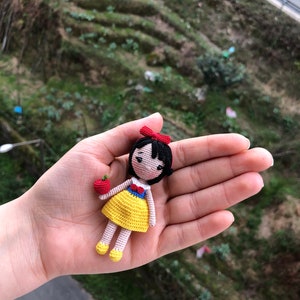 miniature,miniatureamigurumi,amigurumi,microdoll,micro,tinytoy,microbaby,gift,miniatureprincess,miniaturedoll