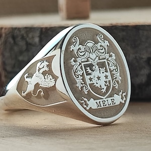 Crest Ring, Family Crest Signet Ring Father's Day gift, Coat of Arms Ring, Family Crest Rings, Custom Signet Ring