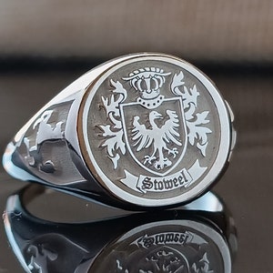 Personalized Gold and Silver Signet Ring , Crest Ring, Family Crest Signet Ring, Family Crest Coat of Arms Ring