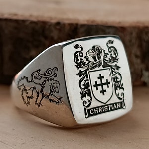 Custom Engraved Signet Ring, 24K Personalized Jewelry Family Crest Ring, Gold Chunky and Dainty Bridesmaid Rings Vintage