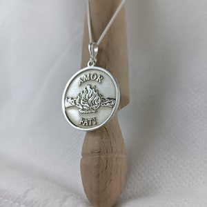 Amor Fati Halskette, Amor Fati Symbol Halskette, AmorFati Halskette, Silber Amor Fati Halskette, Amor Fati Halskette, Halskette Liebe des Schicksals