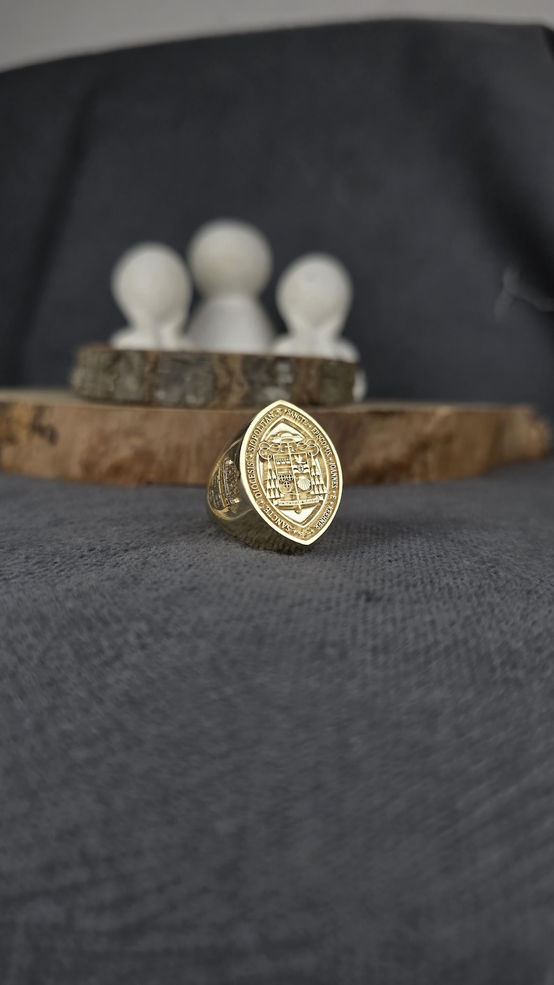 Custom Bishop Joannes E Keehner Seal Ring, Sancte Diocesis Siopolitan ...