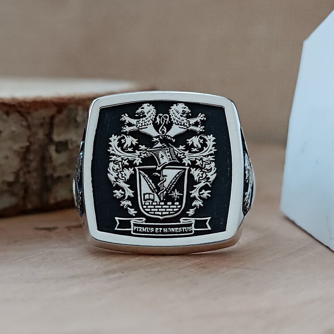 Personalized Family Jewelry, Custom Family Ring, Name Engraving in Gold ...