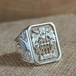 Coat of Arms Ring, Family Crest Rings Custom Signet Ring, College Ring, University Ring, Crest Ring, Family Crest Signet Ring Christmas Gift