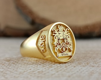 Solid Gold Coat of Arms Signet Ring, Christmas Gift, Family Crest Rings, Custom Signet Ring, Family Crest Signet Ring, Personalized Jewelry